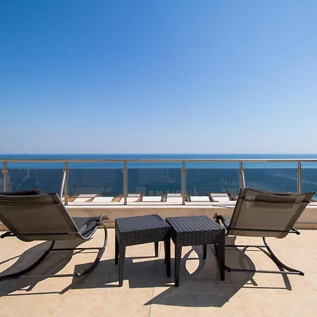 公寓 Penthouse At White Cliffs *