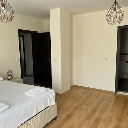Penthouse At White Cliffs 公寓