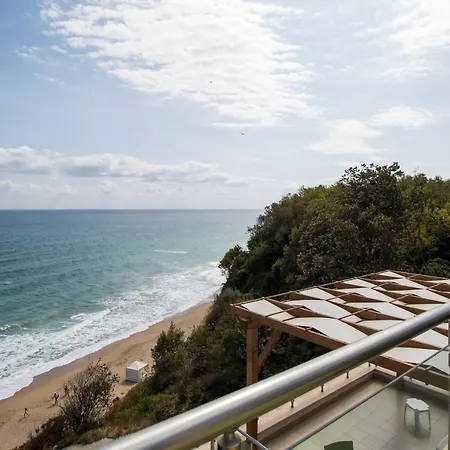 Penthouse At White Cliffs شقة بايالا