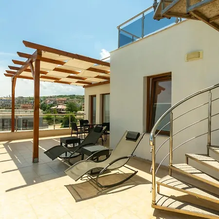 公寓 Penthouse At White Cliffs *