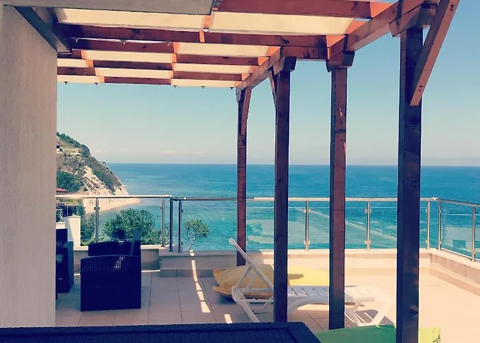 Penthouse At White Cliffs * Byala (Varna)